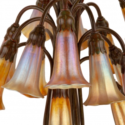 Eighteen Light Lily Table Lamp
